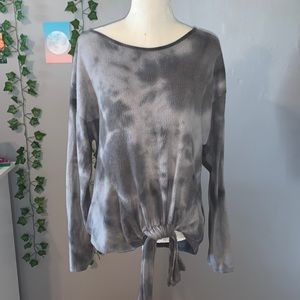 Gray tye dye shirt